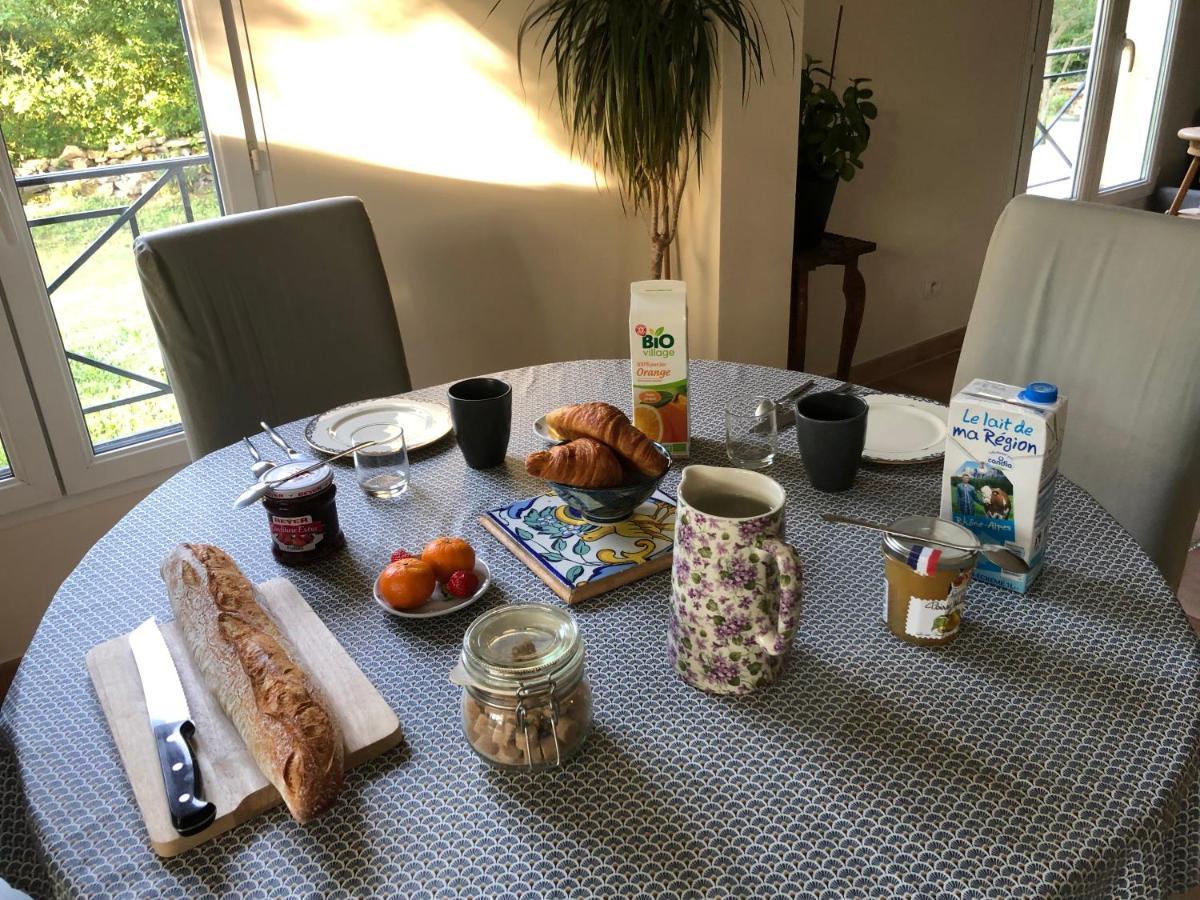 Les Marguerites Bed & Breakfast Vers-Pont-du-Gard Eksteriør bilde
